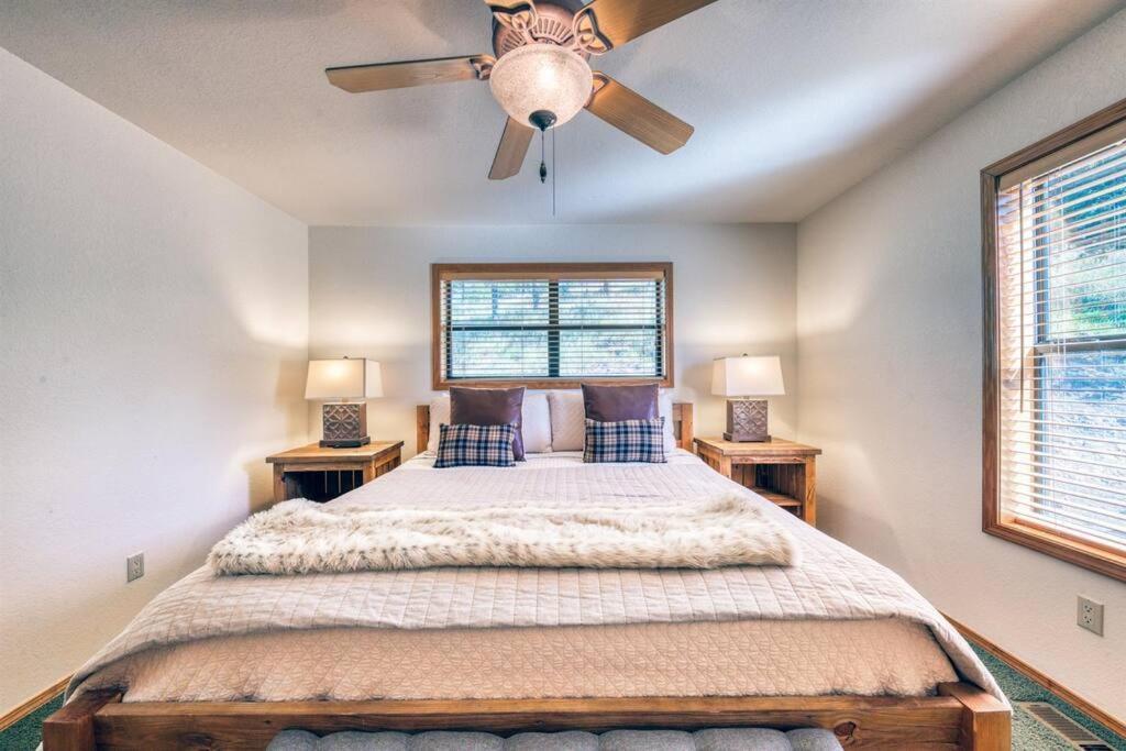Perk Canyon Hidden Acres-Hot Tub-Gas Fireplace ルイドソ エクステリア 写真