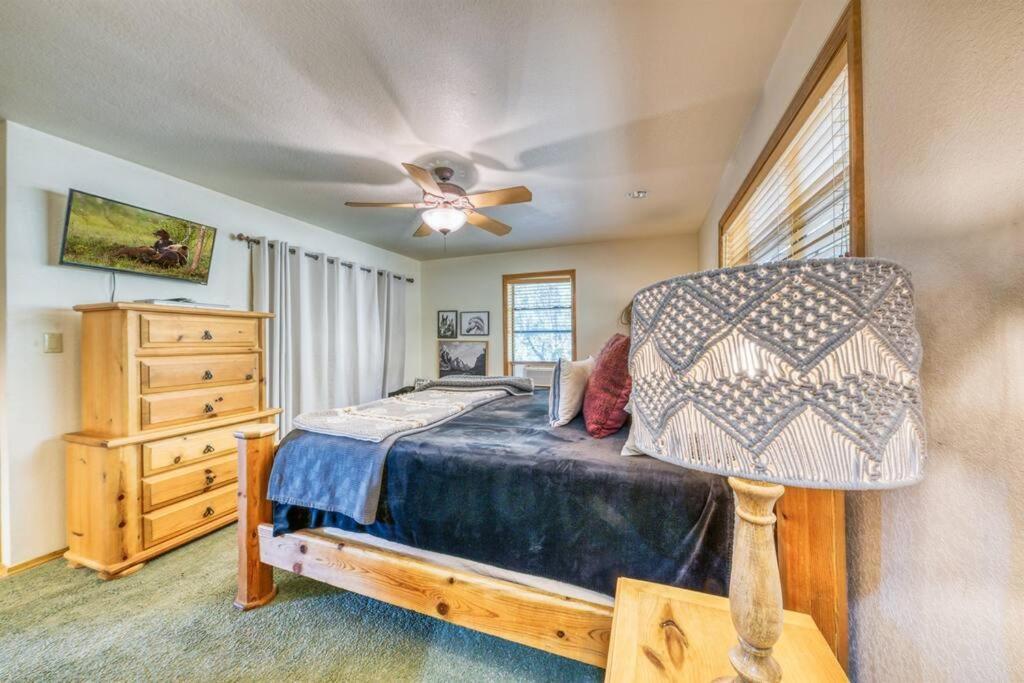 Perk Canyon Hidden Acres-Hot Tub-Gas Fireplace ルイドソ エクステリア 写真